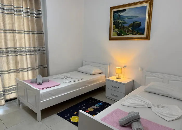 Marinela 2 Apartment *