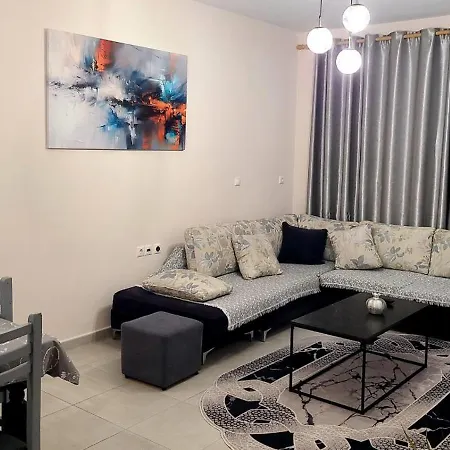 Appartement Marinela 2 *
