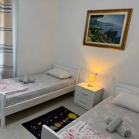 Apartamento Marinela 2 *