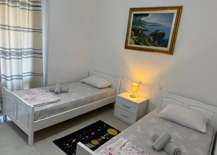 Διαμέρισμα Marinela 2 *